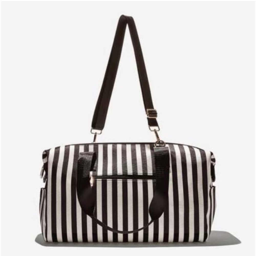 ⚜️ Alice + Olivia Duffle Bag In Positano Stripe